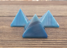 Load image into Gallery viewer, BLUE ONYX natural Medium gemstone crystal pyramid 27-30mm