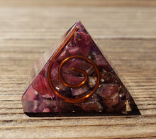 Load image into Gallery viewer, Small (25-30mm) RUBY COIL Orgone Gemstone Pyramid Small Pyramid Orgone