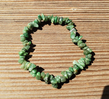 Load image into Gallery viewer, TSAVORITE Natural Stone Gemstone Stretchy Chip Bracelet