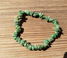 Load image into Gallery viewer, TSAVORITE Natural Stone Gemstone Stretchy Chip Bracelet