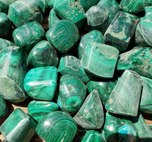 Load image into Gallery viewer, ONE (1) MALACHITE Tumbled Stone Medium/Large Natural Tumble Stone