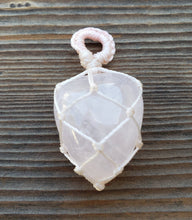 Load image into Gallery viewer, ROSE QUARTZ Netted (Macrame) Tumbled Stone Pendant Stone Natural Gemstone