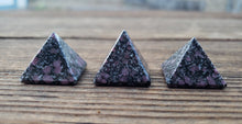 Load image into Gallery viewer, RUBY IN MATRIX natural small gemstone crystal pyramid 20-22