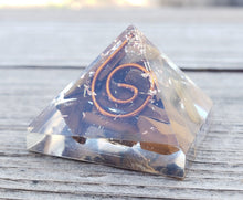 Load image into Gallery viewer, Small (25-30mm) TIGER EYE COIL Orgone Gemstone Pyramid Small Pyramid Orgone