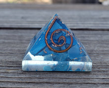 Load image into Gallery viewer, Small (25-30mm) TURQUOISE COIL Orgone Gemstone Pyramid Small Pyramid Orgone