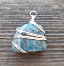 Load image into Gallery viewer, APATITE Spiral Wrapped Tumbled Stone Pendant Gemstone