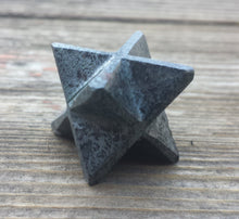 Load image into Gallery viewer, GEMSTONE MERKABA STAR Hematite (One)