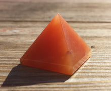 Load image into Gallery viewer, RED AVENTURINE natural small gemstone crystal pyramid 20-22