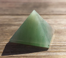 Load image into Gallery viewer, GREEN AVENTURINE natural small gemstone crystal pyramid 20-22