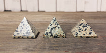 Load image into Gallery viewer, DALMATIAN JASPER natural Medium gemstone crystal pyramid 27-30