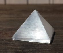 Load image into Gallery viewer, SELENITE natural Medium gemstone crystal pyramid 27-30mm