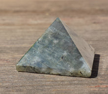Load image into Gallery viewer, LABRADORITE natural Medium gemstone crystal pyramid 27-30mm