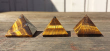 Load image into Gallery viewer, TIGER EYE natural Medium gemstone crystal pyramid 27-30mm