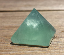 Load image into Gallery viewer, GREEN FLUORITE natural small gemstone crystal pyramid 20-22