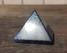 Load image into Gallery viewer, SODALITE natural Medium gemstone crystal pyramid 27-30mm