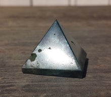 Load image into Gallery viewer, RAINFOREST RHYOLITE natural Medium gemstone crystal pyramid 27-30mm