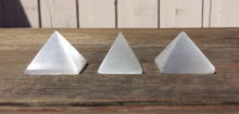 Load image into Gallery viewer, SELENITE natural Medium gemstone crystal pyramid 27-30mm