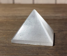 Load image into Gallery viewer, SELENITE natural Medium gemstone crystal pyramid 27-30mm
