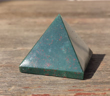Load image into Gallery viewer, BLOODSTONE natural Medium gemstone crystal pyramid 27-30mm